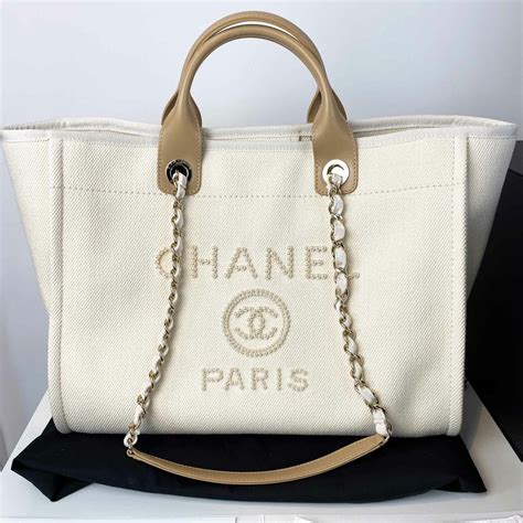 chanel tote bags